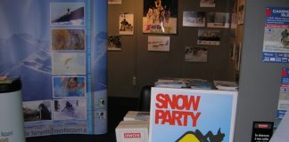 Sarnano si promuove Skipass 2006 con la Comunità Montana dei Monti Azzurri presso lo stand Antartica