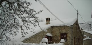 neve nel centro di bolognola