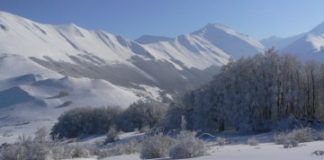 immagine del panorama sull'Alta Valle del Fiastrone