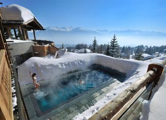 Centri benessere con piscine riscaldate sulla neve