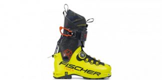 Fischer, richiama lo scarpone da sci alpinismo Travers CC carbon cuff consegnato dal 2018