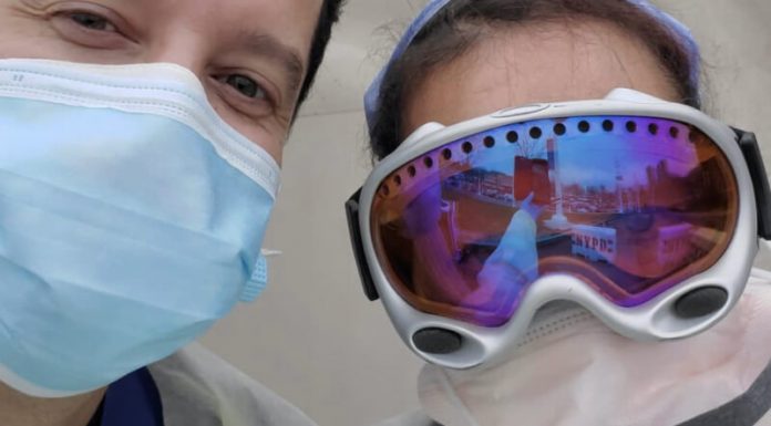 Goggles for docs, la raccolta maschere da sci per il personale medico